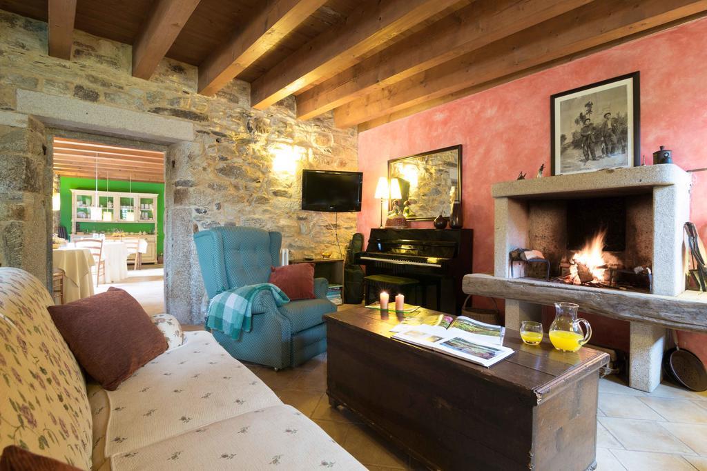 Casa Rural Grana Da Acea Monfero Kültér fotó